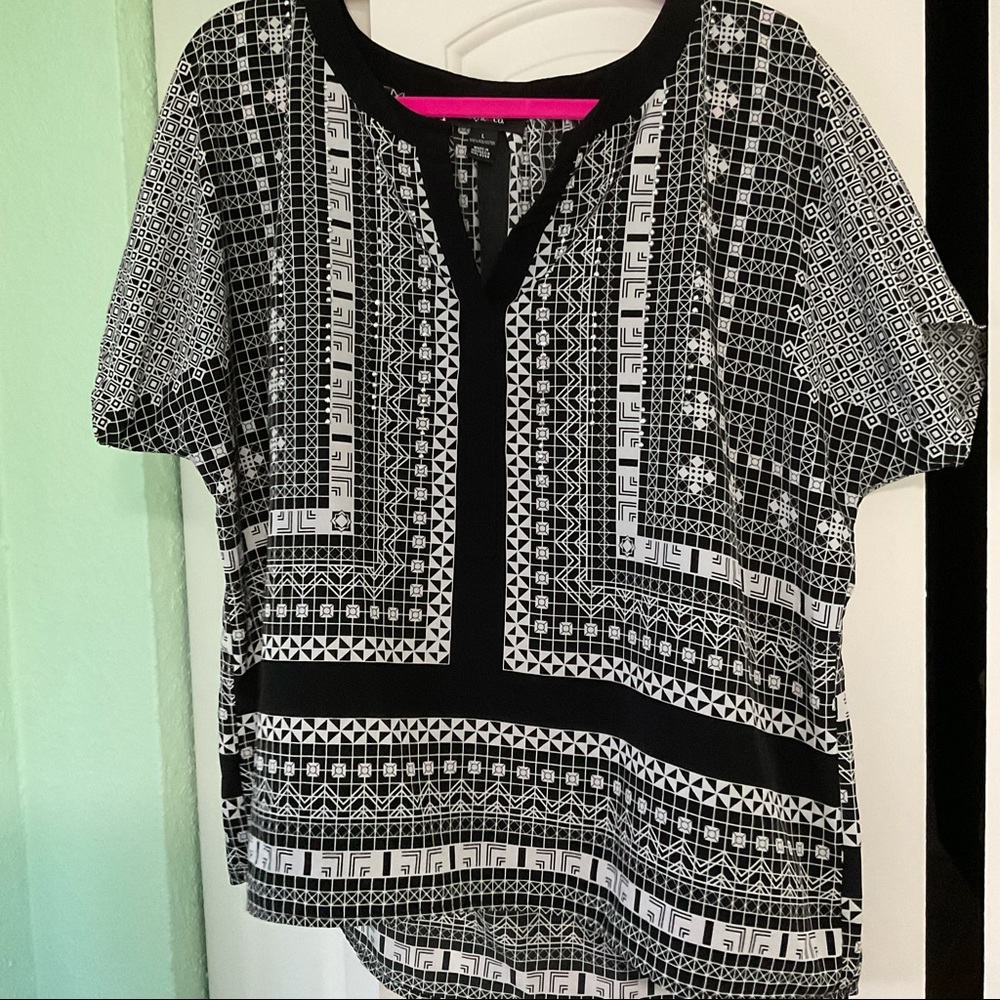 🖤🤍STYLE&CO Work Top🖇 w/Rhinestone Accent 💎